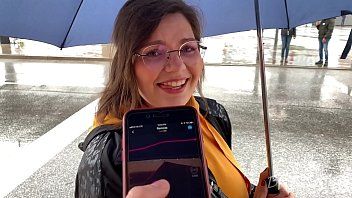 play Sexy glasses make a great blowjob