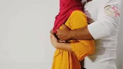 play El culo perfecto de la modelo exótica Elia es lamido y follado