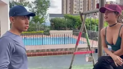 play Bem-vindo ao bairro: sexo anal pela primeira vez de adolescente gostosa latina